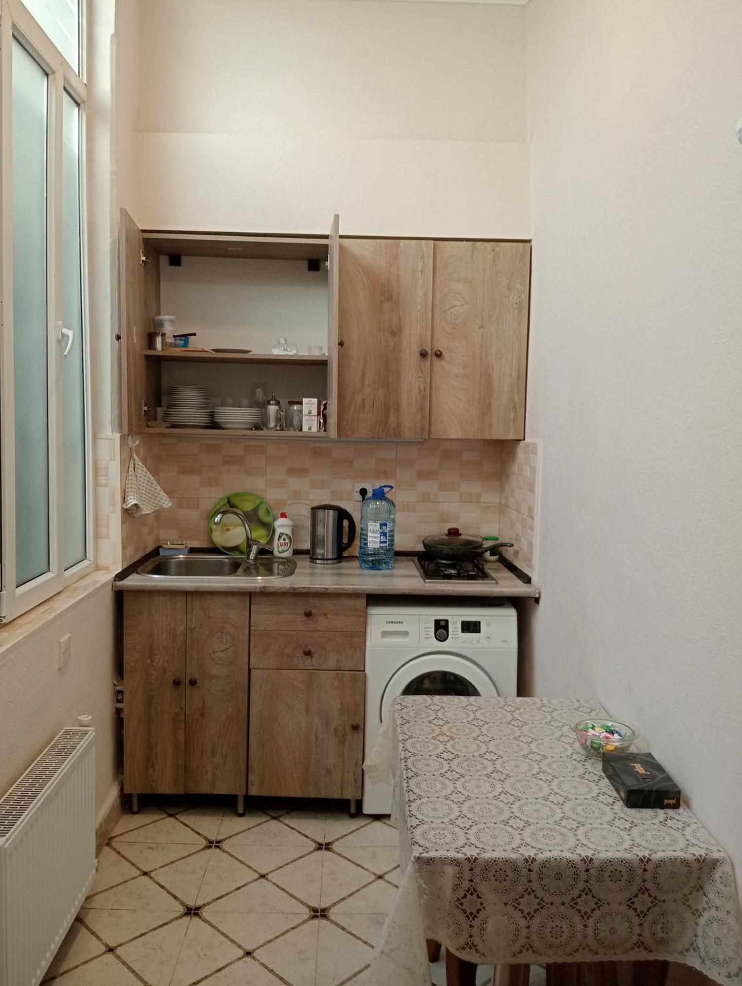 Apartment On The Delara Aliyeva Street Baku Exterior foto